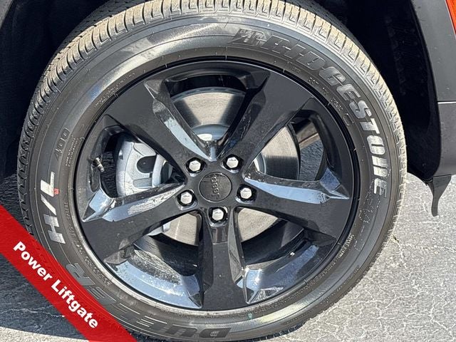 2025 Jeep Grand Cherokee GRAND CHEROKEE L ALTITUDE 4X4