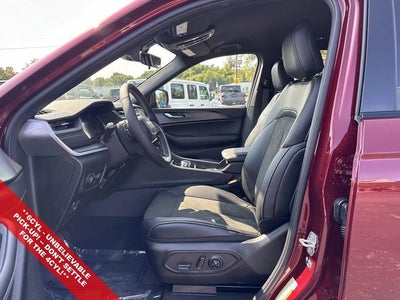 2025 Jeep Grand Cherokee GRAND CHEROKEE L ALTITUDE 4X4