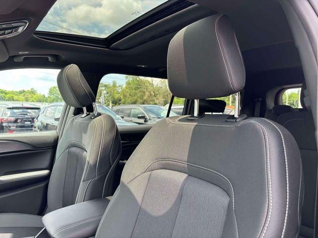 2026 Jeep Grand Cherokee GRAND CHEROKEE L LAREDO X 4X4