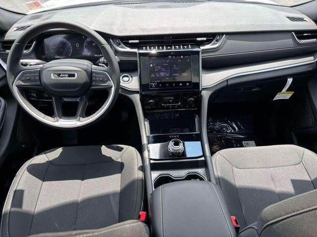 2026 Jeep Grand Cherokee GRAND CHEROKEE L LAREDO X 4X4