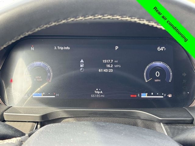 2023 Jeep Grand Cherokee L Laredo 4x4