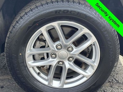 2023 Jeep Grand Cherokee L Laredo 4x4