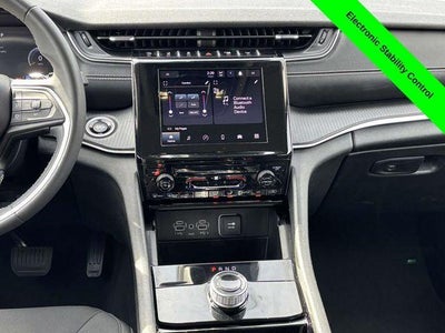 2023 Jeep Grand Cherokee L Laredo 4x4