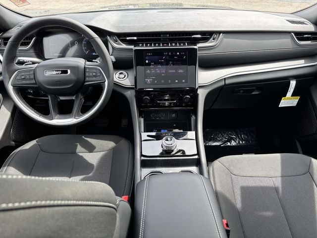 2026 Jeep Grand Cherokee GRAND CHEROKEE L LAREDO X 4X4