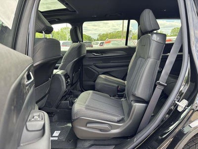 2026 Jeep Grand Cherokee GRAND CHEROKEE L LAREDO X 4X4