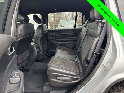 2024 Jeep Grand Cherokee L Altitude 4x4