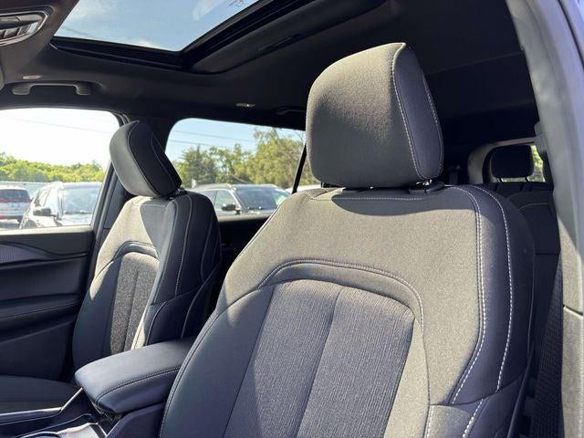 2026 Jeep Grand Cherokee GRAND CHEROKEE L LAREDO X 4X4