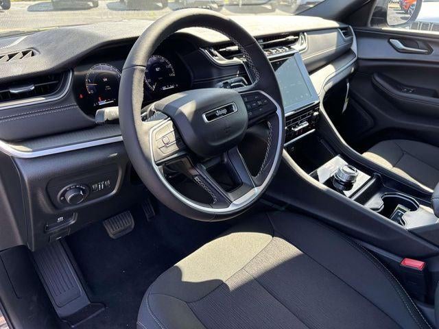 2026 Jeep Grand Cherokee GRAND CHEROKEE L LAREDO X 4X4