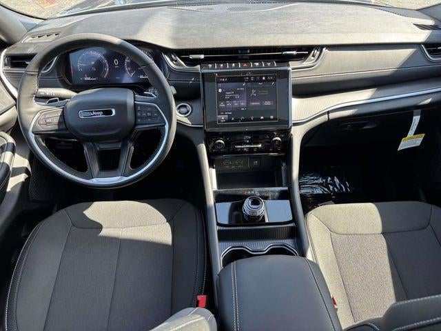 2026 Jeep Grand Cherokee GRAND CHEROKEE L LAREDO X 4X4
