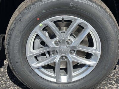 2026 Jeep Grand Cherokee GRAND CHEROKEE L LAREDO X 4X4