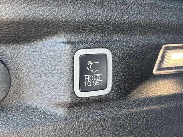 2026 Jeep Grand Cherokee GRAND CHEROKEE L LAREDO X 4X4
