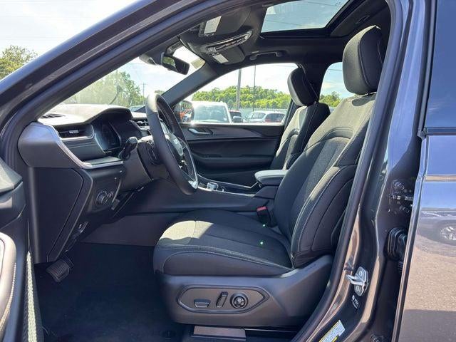 2026 Jeep Grand Cherokee GRAND CHEROKEE L LAREDO X 4X4