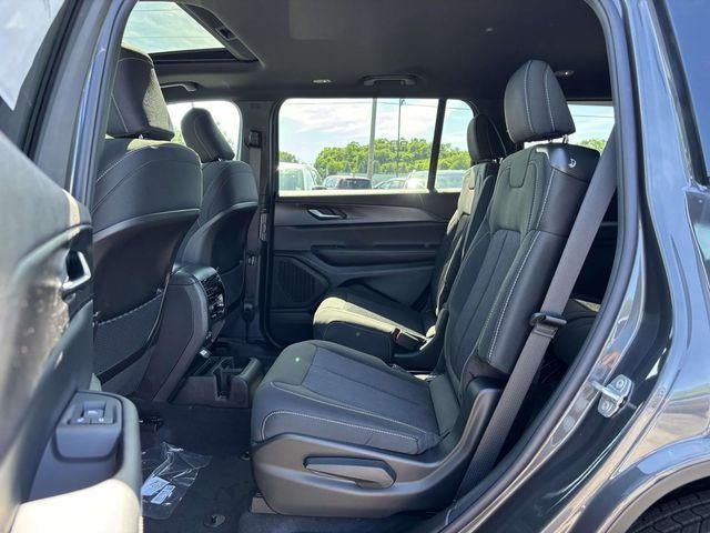 2026 Jeep Grand Cherokee GRAND CHEROKEE L LAREDO X 4X4