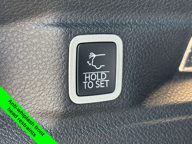 2026 Jeep Grand Cherokee GRAND CHEROKEE L LAREDO X 4X4