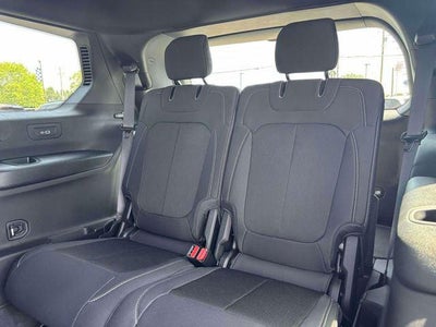 2026 Jeep Grand Cherokee GRAND CHEROKEE L LAREDO X 4X4