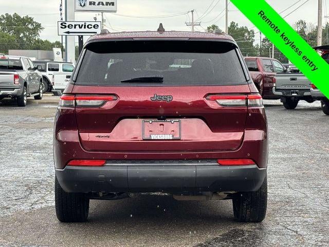 2023 Jeep Grand Cherokee L Altitude 4x4