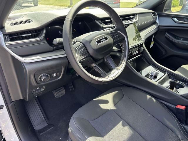 2026 Jeep Grand Cherokee GRAND CHEROKEE L LAREDO 4X4