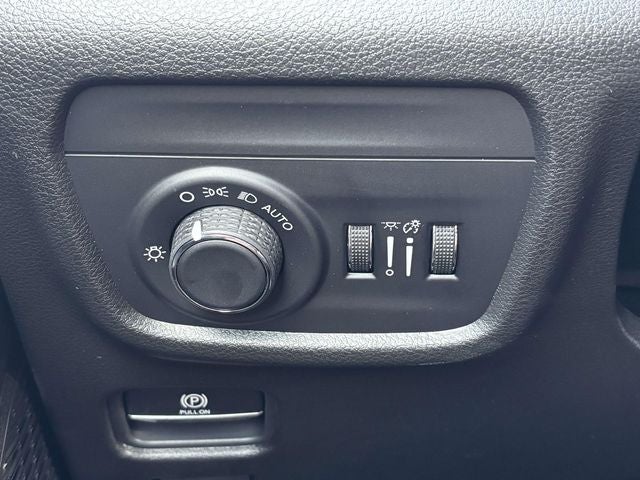 2026 Jeep Grand Cherokee GRAND CHEROKEE L LAREDO 4X4