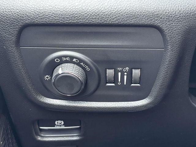 2026 Jeep Grand Cherokee GRAND CHEROKEE L LAREDO 4X4