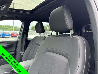 2026 Jeep Grand Cherokee GRAND CHEROKEE L LAREDO X 4X4