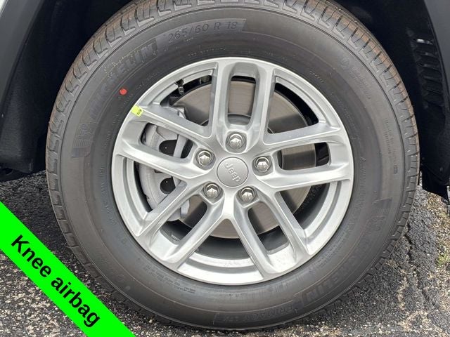 2026 Jeep Grand Cherokee GRAND CHEROKEE L LAREDO X 4X4