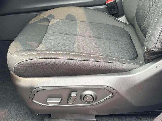 2026 Jeep Grand Cherokee GRAND CHEROKEE L LAREDO X 4X4
