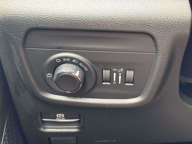 2026 Jeep Grand Cherokee GRAND CHEROKEE L LAREDO X 4X4