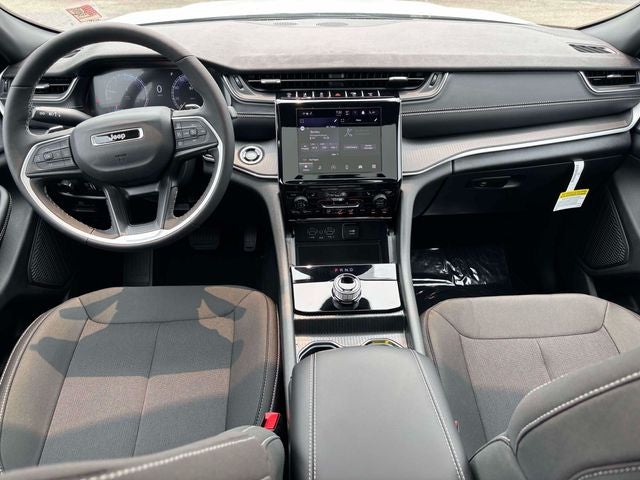 2026 Jeep Grand Cherokee GRAND CHEROKEE L LAREDO X 4X4