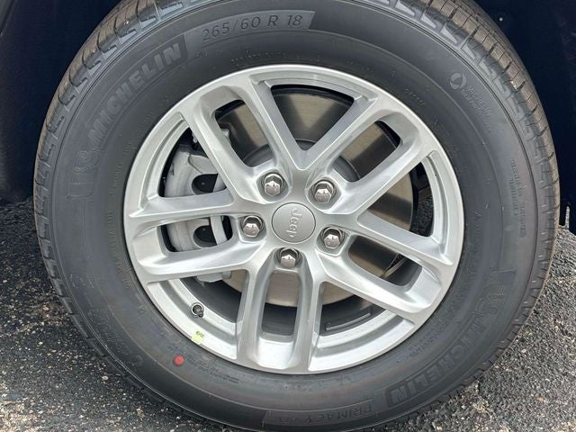 2026 Jeep Grand Cherokee GRAND CHEROKEE L LAREDO X 4X4