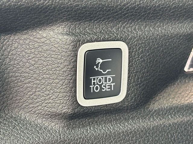 2026 Jeep Grand Cherokee GRAND CHEROKEE L LAREDO X 4X4