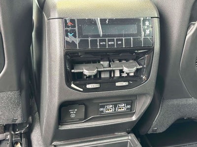 2026 Jeep Grand Cherokee GRAND CHEROKEE L LAREDO X 4X4