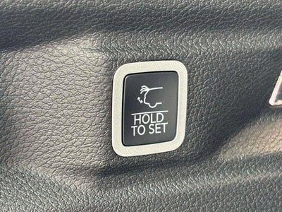 2026 Jeep Grand Cherokee L GRAND CHEROKEE L LAREDO X 4X4