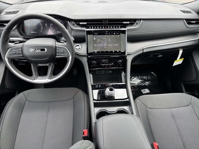 2026 Jeep Grand Cherokee GRAND CHEROKEE L LAREDO X 4X4