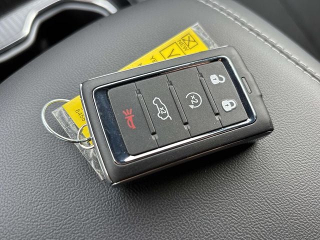 2026 Jeep Grand Cherokee GRAND CHEROKEE L LAREDO X 4X4