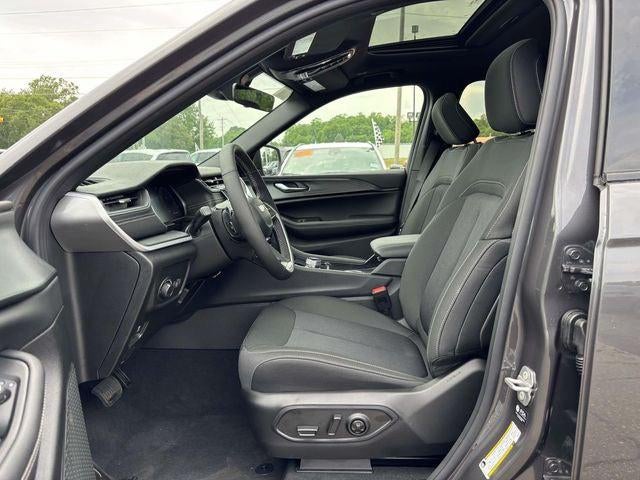 2026 Jeep Grand Cherokee GRAND CHEROKEE L LAREDO X 4X4
