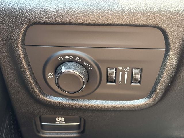 2026 Jeep Grand Cherokee GRAND CHEROKEE L LAREDO X 4X4