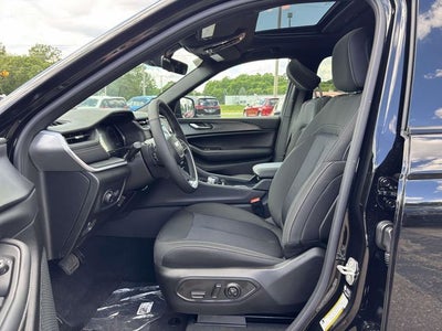 2026 Jeep Grand Cherokee GRAND CHEROKEE L LAREDO X 4X4