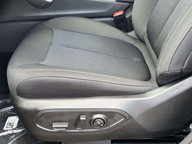 2026 Jeep Grand Cherokee GRAND CHEROKEE L LAREDO X 4X4