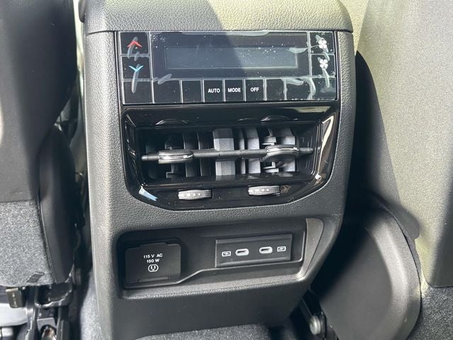 2026 Jeep Grand Cherokee GRAND CHEROKEE L LAREDO ALTITUDE 4X4