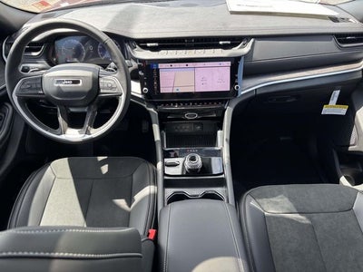 2026 Jeep Grand Cherokee GRAND CHEROKEE L LAREDO ALTITUDE 4X4