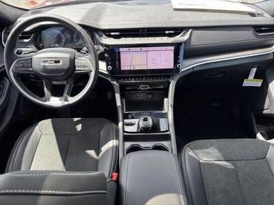 2026 Jeep Grand Cherokee GRAND CHEROKEE L LAREDO ALTITUDE 4X4