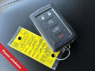 2025 Jeep Grand Cherokee GRAND CHEROKEE L LIMITED 4X4