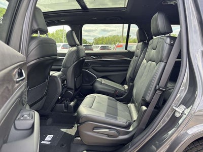 2026 Jeep Grand Cherokee GRAND CHEROKEE L LIMITED RESERVE 4X4