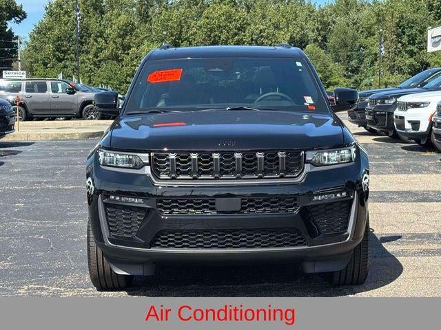 2027 Jeep Grand Cherokee GRAND CHEROKEE L LIMITED 4X4