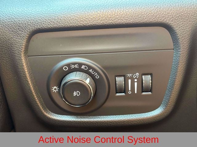 2027 Jeep Grand Cherokee L Limited Reserve