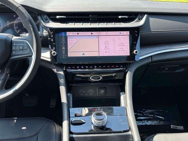 2027 Jeep Grand Cherokee L Limited Reserve