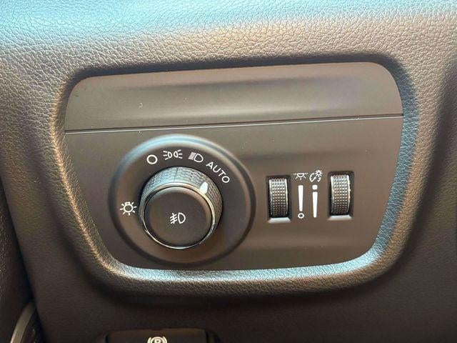 2027 Jeep Grand Cherokee L Limited Reserve