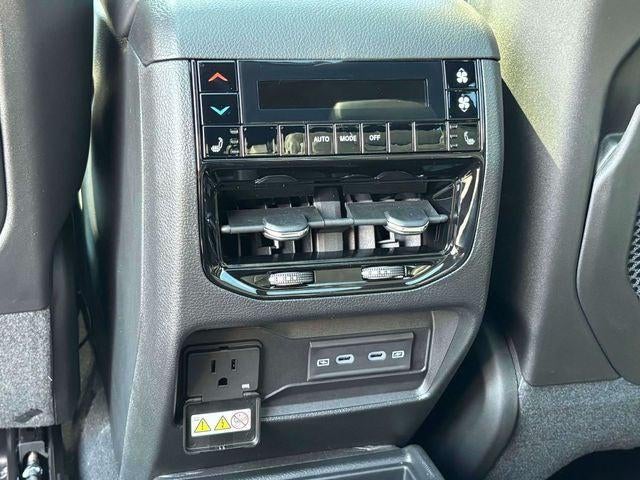 2027 Jeep Grand Cherokee L Limited Reserve