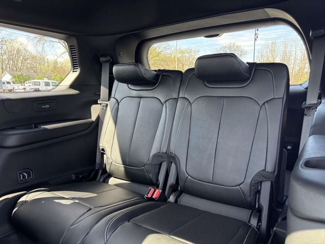 2026 Jeep Grand Cherokee GRAND CHEROKEE L LIMITED RESERVE 4X4