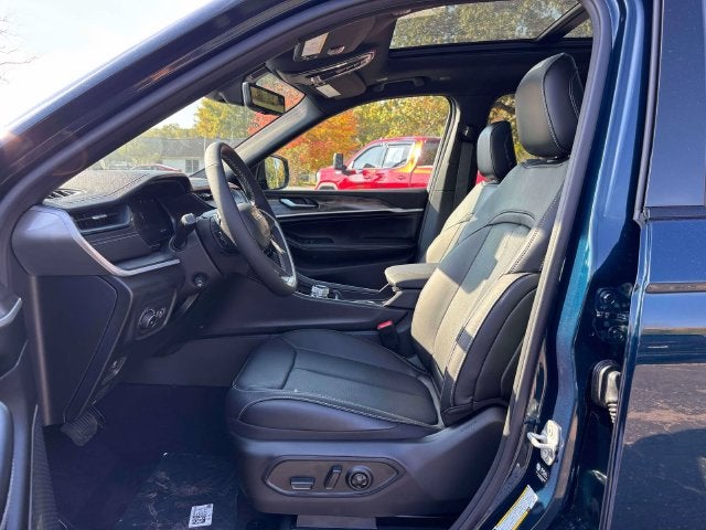 2027 Jeep Grand Cherokee L GRAND CHEROKEE L LIMITED RESERVE 4X4
